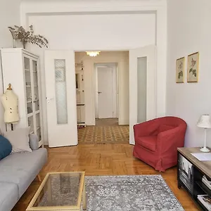  Apartment Center Nice,1 , 2 Balcons